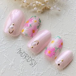 MOROSY95☆コスモス 秋桜 ピンク パール ブライダル ネイルチップ 1枚目の画像