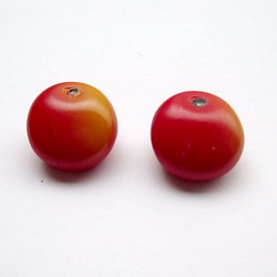チェコのボタン　リンゴ2個 1枚目の画像