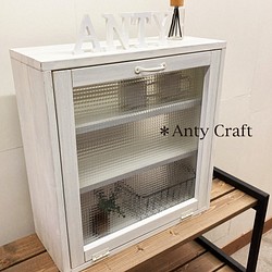 【NEW】　扉付きキッチン収納　カフェ風食器棚  スパイスラック AW/AW 完成品 1枚目の画像