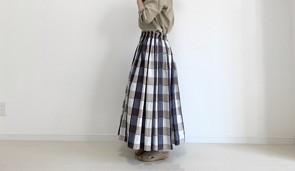マドラスチェックのギャザースカート　ベージュ 1枚目の画像
