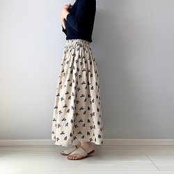 スワッグ刺繍のリネンギャザースカート 1枚目の画像