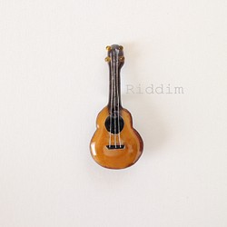 七宝焼き ブローチ ギター クラッシックギター 楽器 七宝焼 1枚目の画像