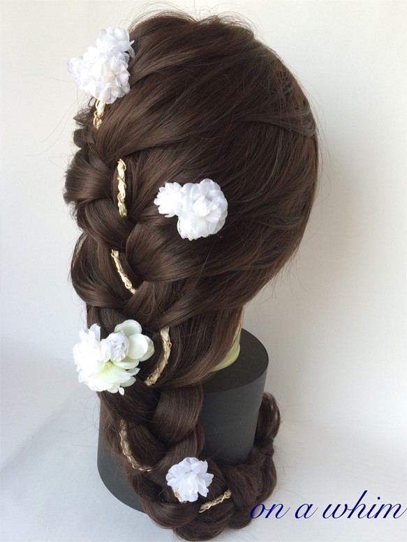 真っ白なお花のユーピンと編み込みレースのセット ヘアアクセサリー Michi 通販 Creema クリーマ ハンドメイド 手作り クラフト作品の販売サイト