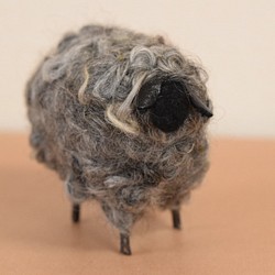 羊毛フェルト　ひつじ　オブジェ　飾り　羊 1枚目の画像