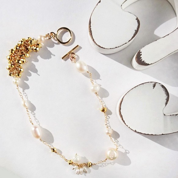 雑誌掲載【装苑】12月号 pearl × gold pyrite lady station bracelet
