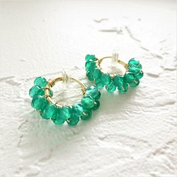 送料無料 14kgf*Green Onyx wrapped earring / pierced earring 1枚目の画像