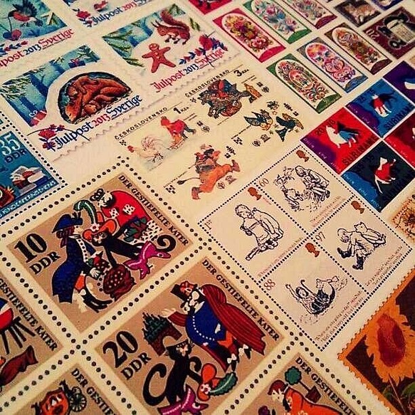 世界の切手フレークシール60枚セット 1枚目の画像