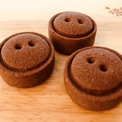 ボタンクッキー ココア 1枚目の画像
