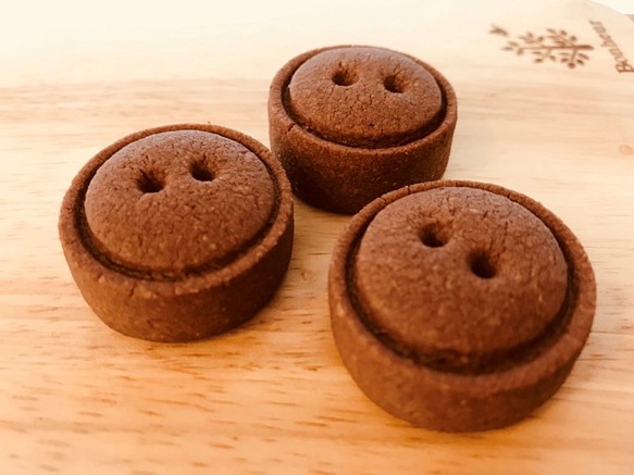 ボタンクッキー ココア 1枚目の画像
