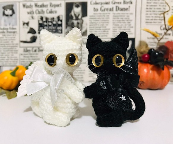 天使と悪魔の白猫＆黒猫のセット♡キーホルダー・ストラップ・ボール