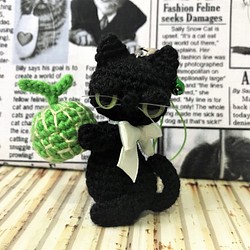 やさぐれ黒猫＊メロン☆あみぐるみ♡キーホルダー・ストラップ・ボールチェーン☆受注製作品 1枚目の画像