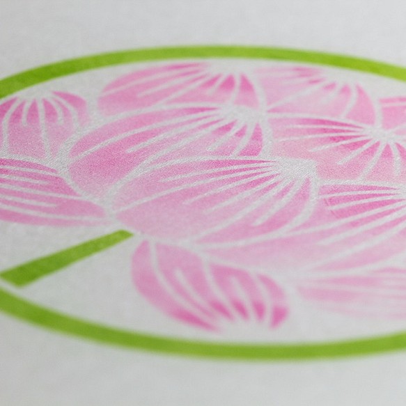 和紙ランプ「蓮の花」手描きLEDあんどん 1枚目の画像