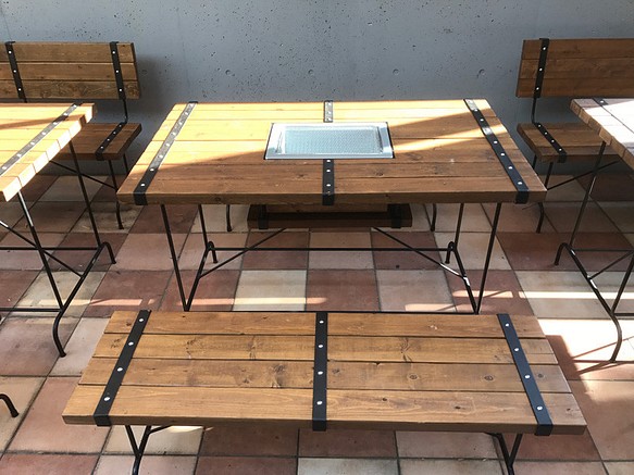 バーベキューテーブルフルセット テーブル×1、ベンチ大×２、ベンチ小