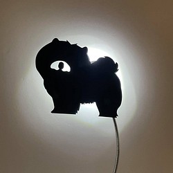 犬のシルエットランプ　チャウチャウ　USB電源　ON/OFF・調光スイッチ付き 1枚目の画像