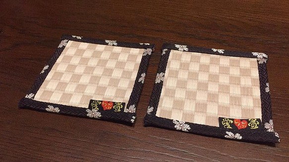 畳コースター　2枚組　ピンク市松ｘ桜柄 1枚目の画像