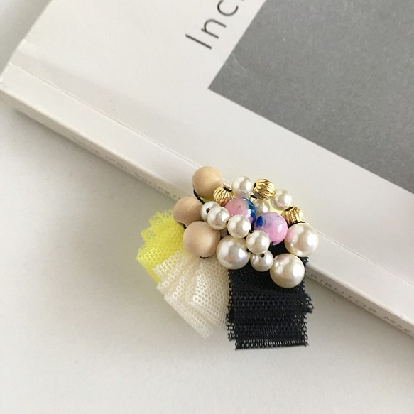 珍珠××木半寶石珠子和薄紗✳︎一隻耳朵的耳環 第1張的照片