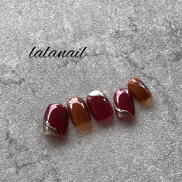 再販 ネイルチップ 秋ネイル べっこうネイル ボルドーネイル ネイルチップ ネイルシール Lala Nail 通販 Creema クリーマ ハンドメイド 手作り クラフト作品の販売サイト