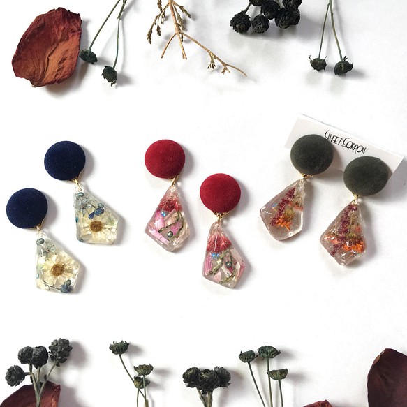 【特色拾音工作】絲絨和花朵yurayura耳環/耳環/ RED 第1張的照片