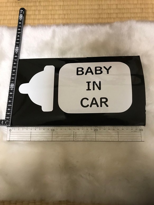 BABY IN CAR ステッカー 1枚目の画像