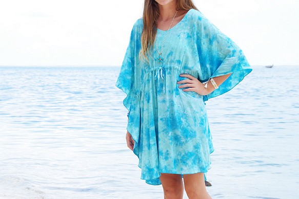 【再次上架】夏季新作！柔和的顏色很可愛！不均勻的染色蝴蝶袖連衣裙&lt;海藍寶石&gt; 第1張的照片