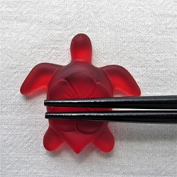赤色お花ウミガメ＊レジン箸置き＊ 1枚目の画像