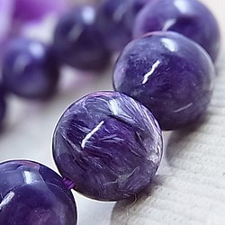 ◆高品質 大粒 チャロアイト ロシア産 12㎜ シルク柄 気品のある紫 美色 天然石 ブレスレット セレブ感 F19 1枚目の画像