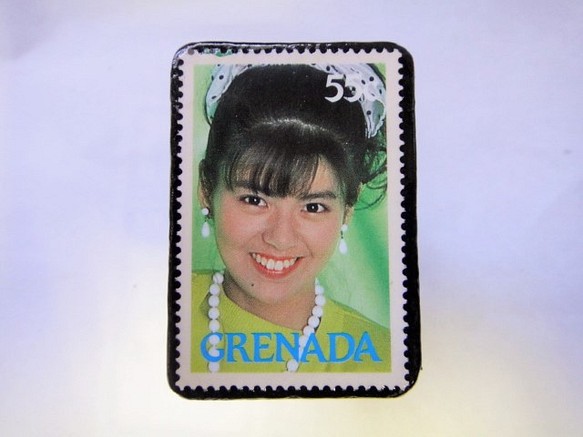 グレナダ　切手ブローチ1001 1枚目の画像