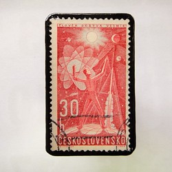 チェコスロバキア　切手ブローチ1045 1枚目の画像