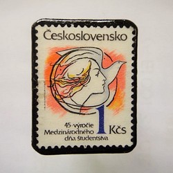 チェコスロバキア　切手ブローチ1144 1枚目の画像
