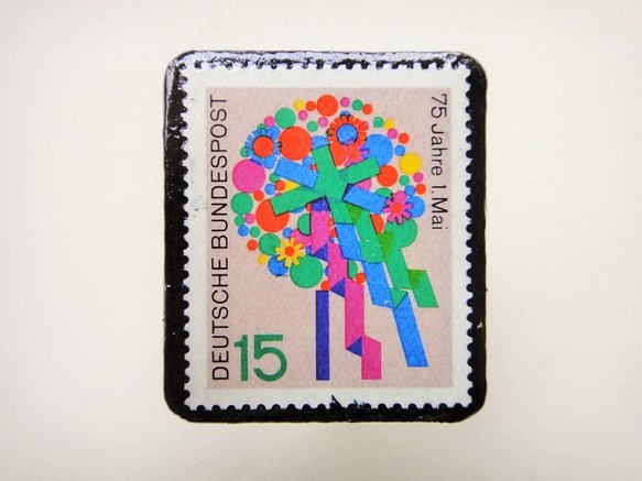 ドイツ　切手ブローチ1248 1枚目の画像