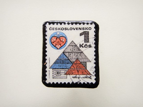 チェコスロバキア　切手ブローチ1290 1枚目の画像