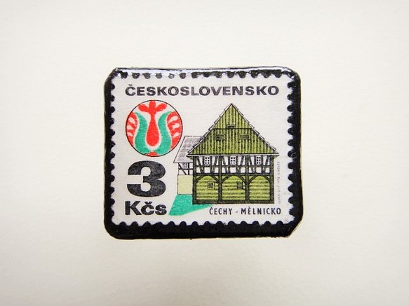 チェコスロバキア　切手ブローチ1292 1枚目の画像