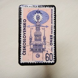 チェコスロバキア　切手ブローチ1303 1枚目の画像