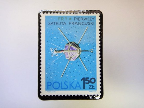 ポーランド　宇宙切手ブローチ 2702