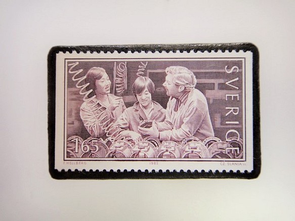 スウェーデン　切手ブローチ　2891 1枚目の画像
