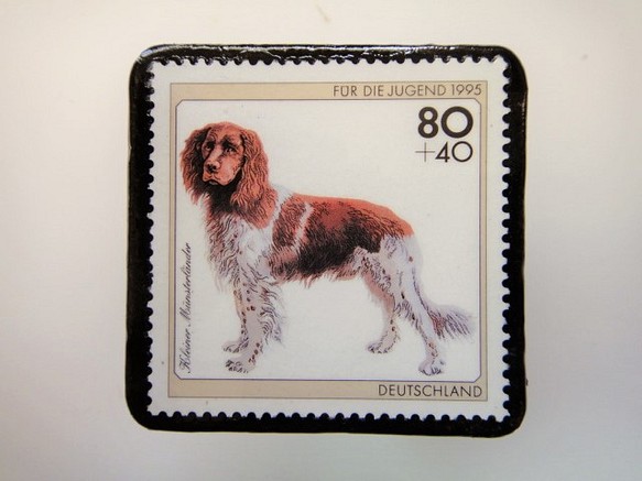 ドイツ　犬切手ブローチ 3209 1枚目の画像