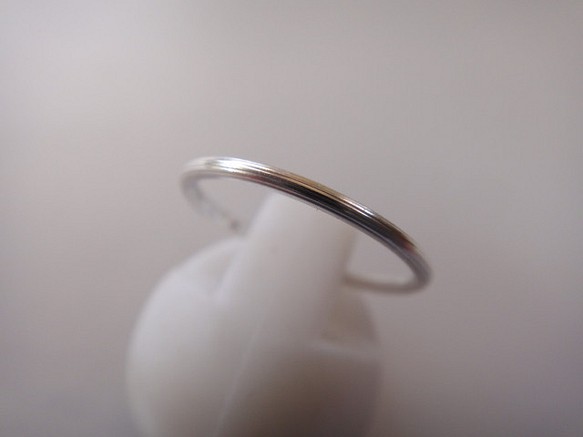 非常精細的銀色925圓形細線進入“Pinky ring”3328 第1張的照片