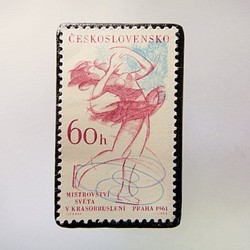 チェコスロバキア　切手ブローチ3621 1枚目の画像
