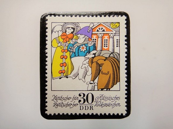 旧東ドイツ  童話切手ブローチ4613 1枚目の画像