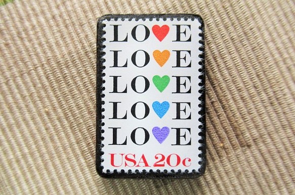 アメリカ　バレンタイン切手ブローチ 5866 1枚目の画像