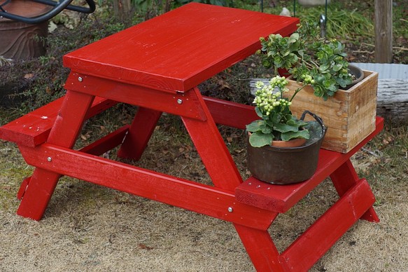 ガーデンテーブル　ピクニックテーブル　子供机　ちゃぶ台　赤 1枚目の画像