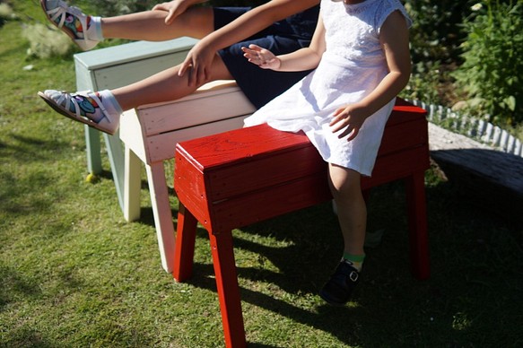 ソーホース　ベンチ　椅子　プランター台　 作業台 万能型 ワークベンチ 木製 車止め　 赤 1枚目の画像