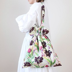 巾着トートバッグ、チョコレートコスモス　Asahi柄テキスタイル 1枚目の画像