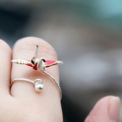 迷你紙鶴水晶戒指 - 珍珠（雪地梅花） -情人節禮物 第1張的照片