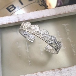 【金夏琳 King & Sharlene 】浮雕蕾絲手鐲 925純銀c型開口手環 第1張的照片