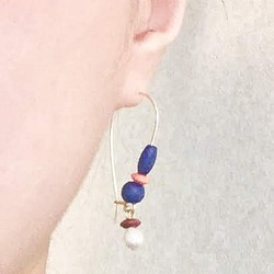 ハート フープピアス 青 / Heart hoop pierced earrings blue 1枚目の画像