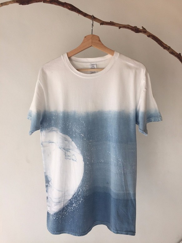 自在染isvara 手工藍染 宇宙系列 四維恆星 純棉T-shirt 第1張的照片