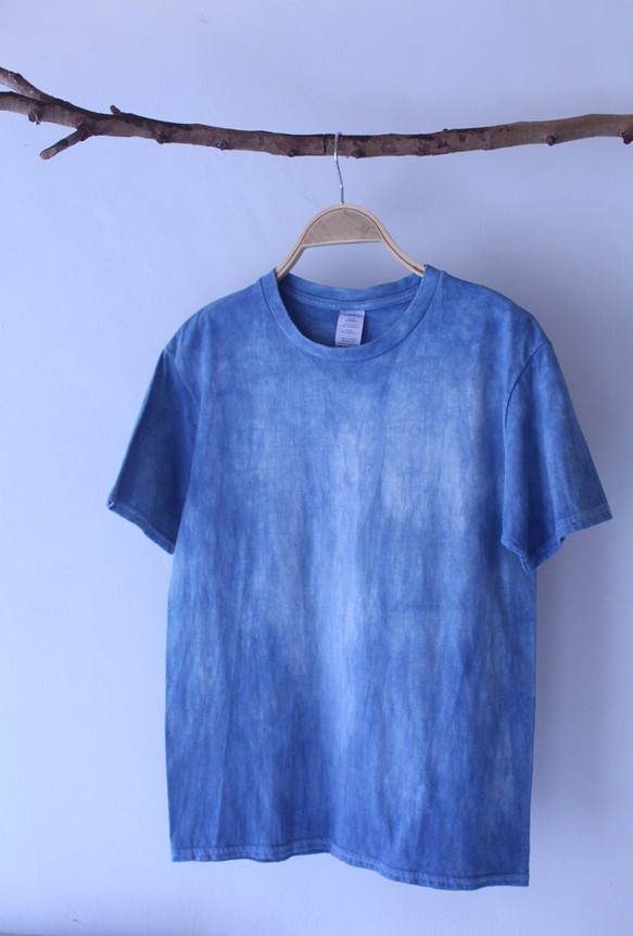 自在染isvara 手工藍染 純粹系列 時光痕跡 純棉T-shirt 第1張的照片