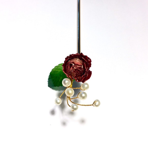【若桑】《玫瑰。奔放》天然珍珠玫瑰花簪。樹脂。乾燥花。髮簪/髮飾。 第1張的照片