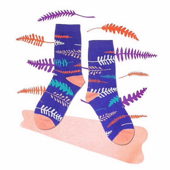蕨類 中筒襪 - 紫 第1張的照片